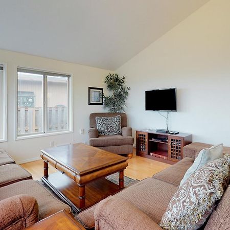 Newport'S Cypress Oceanview Home Kültér fotó